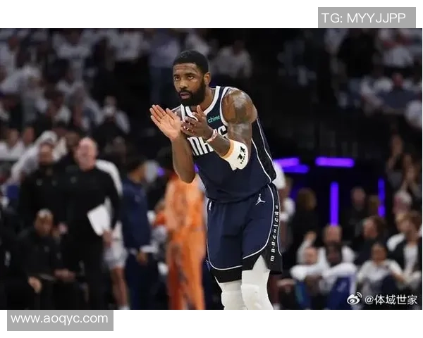 活塞与独行侠激战正酣球迷期待精彩对决与逆转时刻